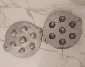 New Vintage Gift for Wife Mum Grandma Baking Biscuits Iron Nuts Mold Oreschki Mushrooms Nuts 2 in 1 Aluminum Ukrainian