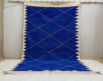 Tapis kilim marocain bleu, tapis berbère en laine fait main en diamant