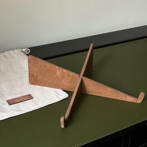 Soporte de madera para computadora portátil, soporte para computadora portátil, elegante base para MacBook, enfriador de aire para escritorio HP, organizador de mesa ergonómico, regalo para él