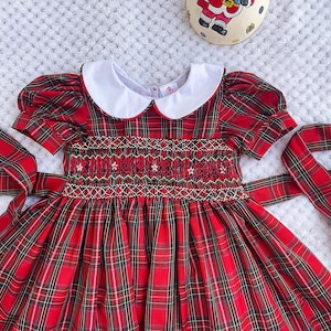 Rot und Grün Karo Stoff Weihnachten Hand gesmokt Baby Mädchen Kleid | Kleinkind und Neugeborenen Geburtstags-Kittel | Weihnachtskleid | KOSTENFREIER VERSAND