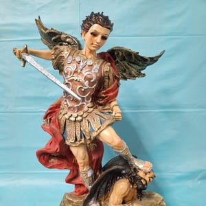 Beautiful Handmade Statue of Saint Michael the Archangel / San Miguel Arcángel