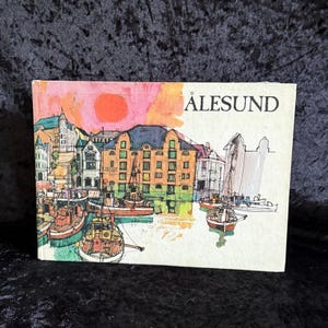 Alesund / Sin fecha (años 70 u 80) / Libro de viajes y turismo de Noruega
