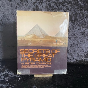 Secrets of the Great Pyramid by Peter Tompkins | 1971 | Vintage Egyptology