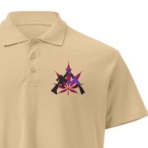 2A Pot Star med M4/AK (Flamingo/Svart/Lila), Premium pikétröja