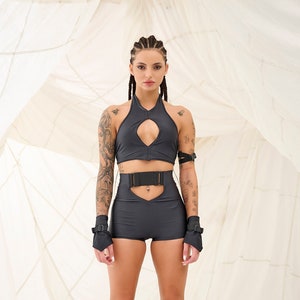 Sexy Festival Set, Festival Bralette, Rave Shorts, Cyberpunk Clothing Woman, Burning Man Clothing, Cut Out Rave Set, High Waisted Shorts