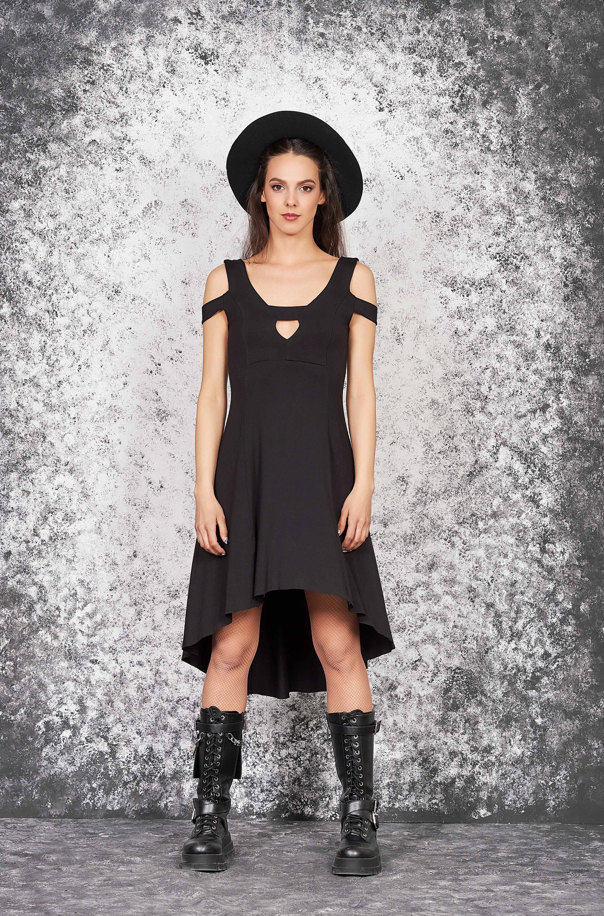 Gothic Dress, Halloween Dress, Sexy Witch Dress, Flare Sleeve Dress, Halloween Costume Woman, Summer Goth Dress, Black Lace Goth Dress GIZDA