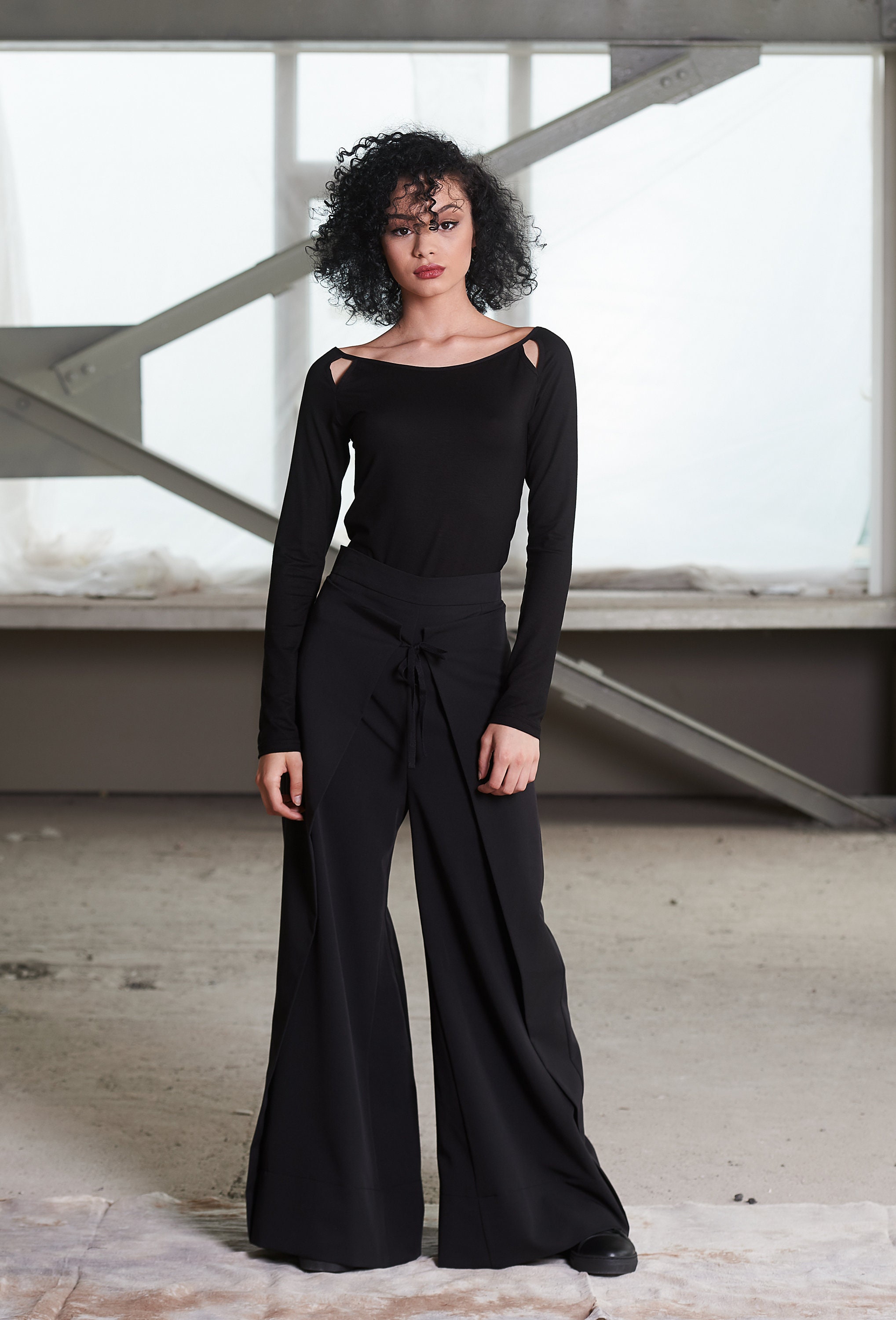 Black Wide-Leg Pants - Slit Trousers - High-Waist Pants with Slit - Lulus