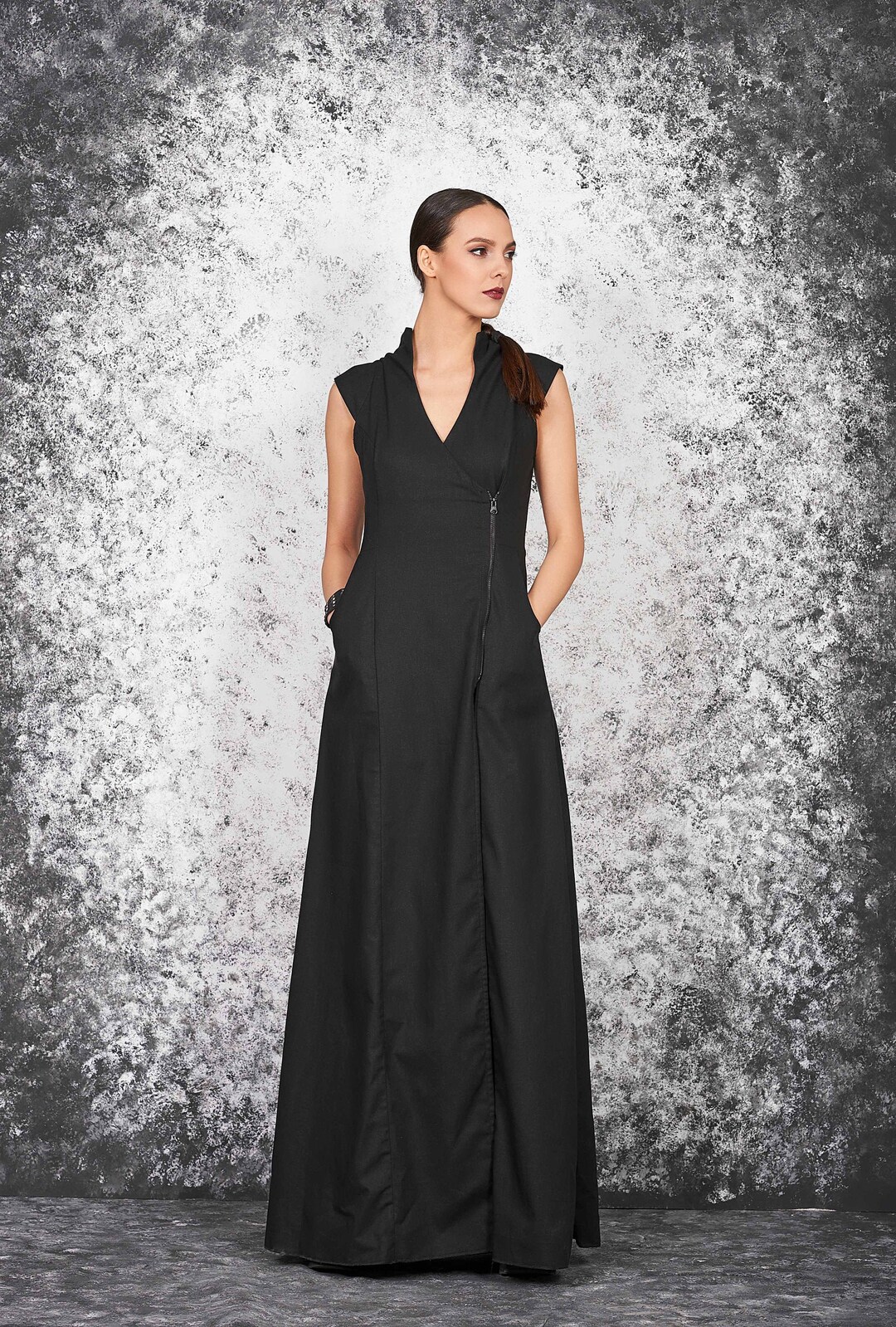 Black Linen Dress, Gothic Linen Dress, Floor Length Gown, Sleeveless