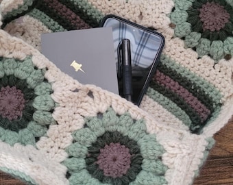 Handmade Boho Granny Square Crochet Crossbody Bag - Customizable Colors