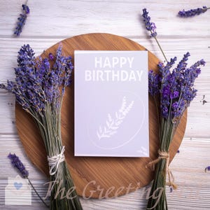 Carte de voeux joyeux anniversaire fleurs de lavande, voeux minimalistes pour l'anniversaire de naissance dans des tons violets, fichiers PDF et JPG prêts à être imprimés, coupés et pliés