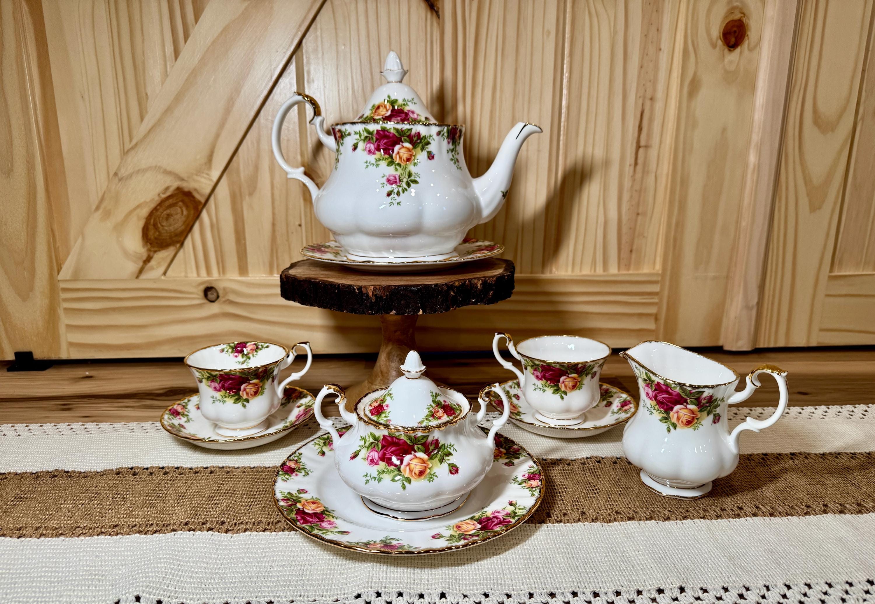Old Country Roses Tea Set 9 Pieces, Royal Albert Bone China 1962