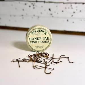antique pflueger fish hooks Pflueger Hooks