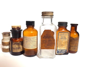 Apothecary Medicine Bottles with Labels, Antique Medicine Bottles, Old Apothecary Jars V