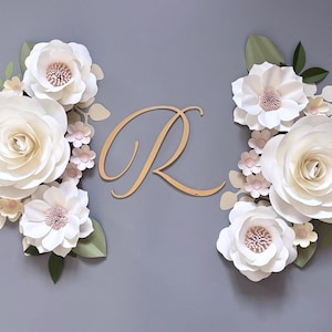 Set di fiori di carta con rose color bianco sporco, decorazione da parete con fiori di carta per cameretta, fiori color malva per cameretta, fiori di carta, fiori di carta per cameretta