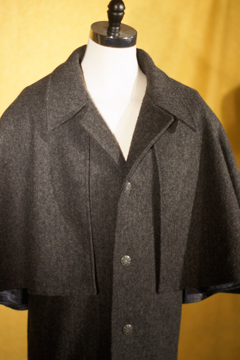 Double Layer Cape---1970s Victorian Style - Etsy