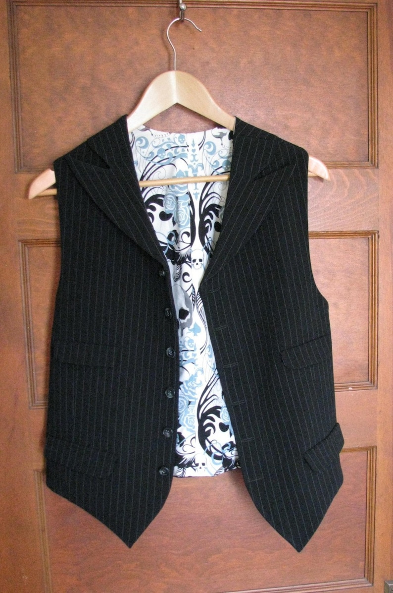 Peak Lapel Vest image 3