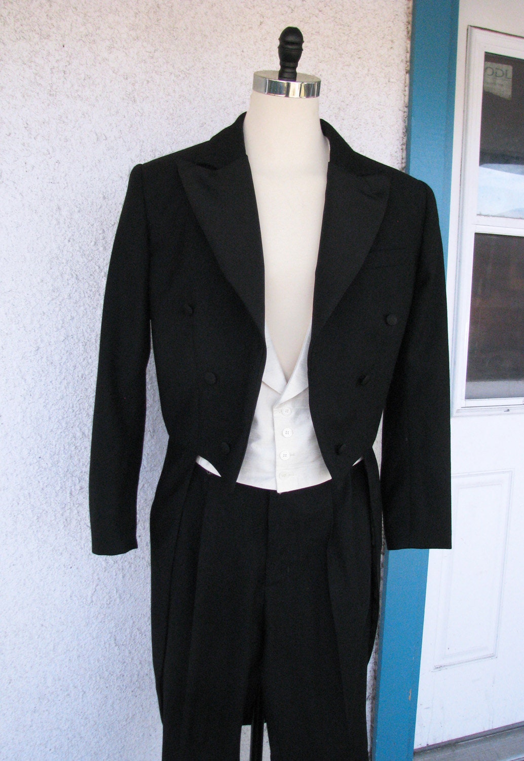 tailcoat vest