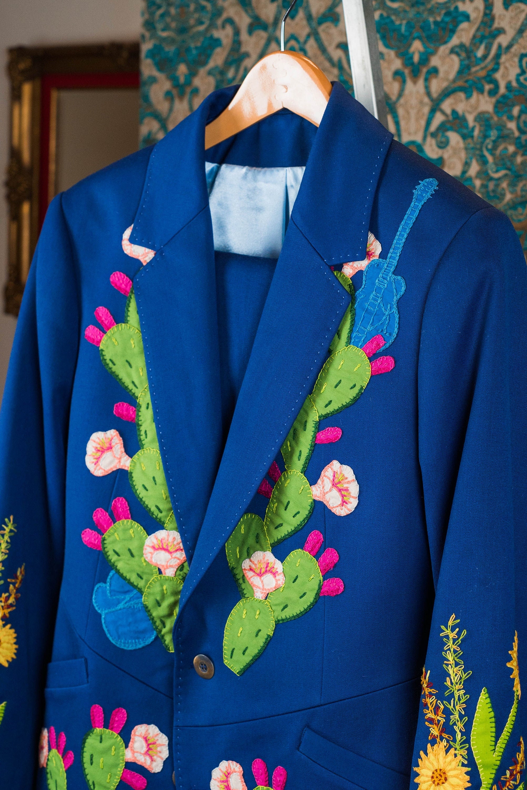 Embroidered Flower Field Single-Breasted Jacket - Ready-to-Wear