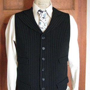 Peak Lapel Vest image 4