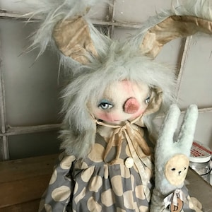Rabbit EPATTERN-primitive bunny cloth doll craft digital download sewing pattern-PDF Brenda Sanker