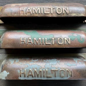 Conjunto de tres tiradores finos de cobre de la impresora Hamilton Antique ecléctica