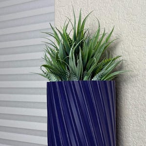 Wall Mount Planter: Indoor Modern Wavy Design with Hidden Drip Tray