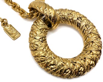 ヴィンテージ YSL ネックレス：イヴ・サンローランのゴールドハンマー