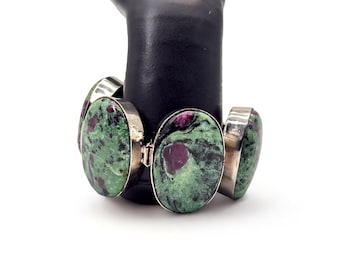Vintage Ruby Zoisite Chunky Silver Tone Bracelet Large Oval Cabochon Statement Bracelet Natural Stone Jewelry