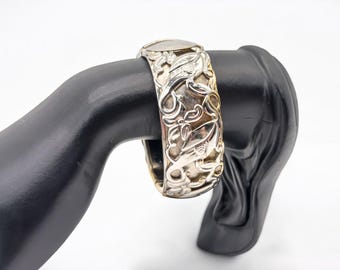 Vintage Art Nouveau Bangle Bracelet: Silver Tone Floral Vine Statement Cuff