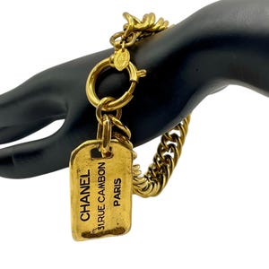CHANEL ビンテージ　31 RUE CAMBON PARIS チャーム CHANEL ビンテージ31 RUE CAMBON PARIS チャーム