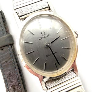 Omega Vintage Ladies Watch Genève Swiss Manual Wind Silver Dial Textured Bracelet Art Deco Minimalist 1970s Mechanical Dress Watch