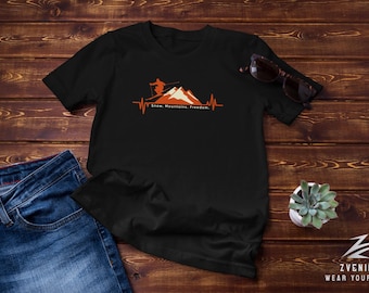 Camisa de fiesta de montaña unisex | Libertad de la montaña nevada | Camisa Apres Ski S-3XL | Genial aventura al aire libre y diversión esquiando