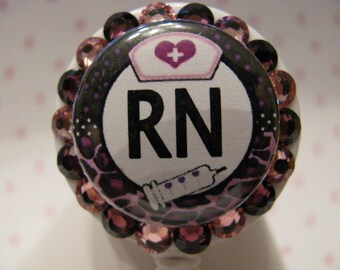 Porte-badge infirmière, RN Badge Reel, Infirmière Badge Reel, RN Name Tag Holder, Bling Nurse Badge Reel, Cute Badge Holder, Nurse Gift, Crystal ID