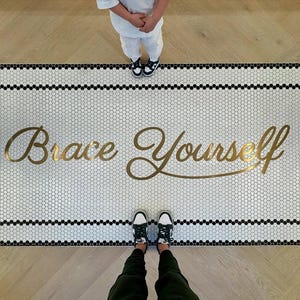 Custom Business Logo Mosaikfliese: Handgefertigtes Bodenschild aus Marmor, Porzellan und Metall