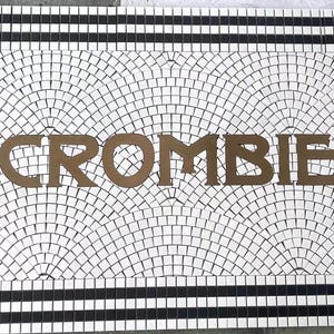 Personalized Floor Medallion for Opulent Interiors | Bespoke Metal and Tile Creation
