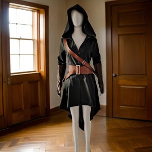 Medieval Warrior Woman Deep Green Cape, Viking Shadow Assassin Costume for her, Moonlit Fighter Women Dress, Ren Fair Tunic, Hooded Cloak image 5