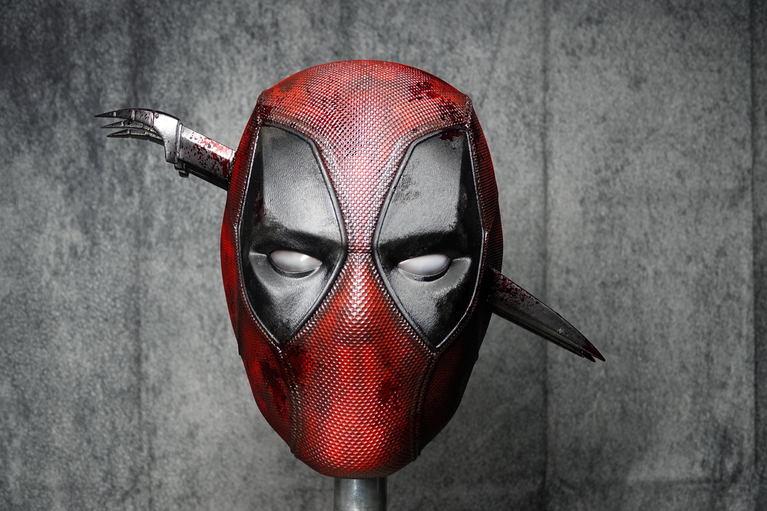 Deadpool head - Etsy 日本