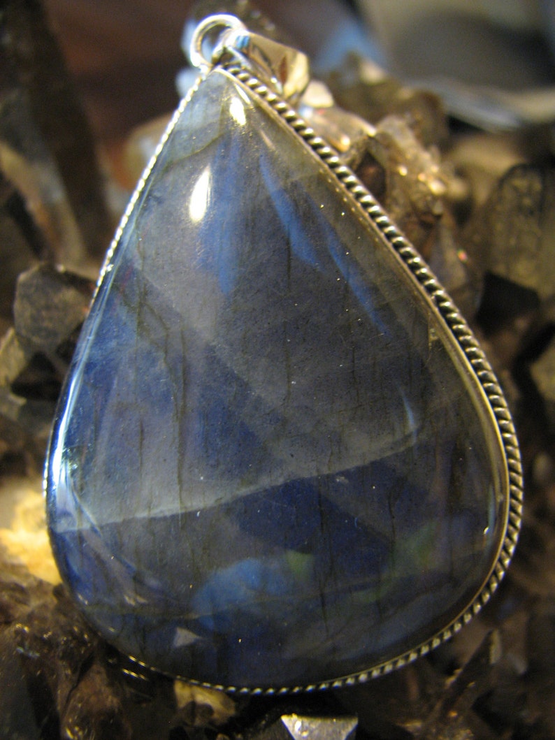 Labradorite Pendant