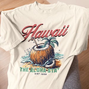 Magliette per le vacanze alle Hawaii Maglietta Aloha State Maglietta per le vacanze a Honolulu Maglietta per la crociera alle Hawaii Maglietta per il viaggio in famiglia alle Hawaii Maglietta Aloha Vintage Hawaii Surf hawaiano