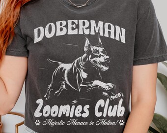 Maglietta Doberman Zoomies Club Maglietta Dog Social Club Maglietta vintage per cani Maglietta per cani Doberman Regalo per amanti dei Doberman Mamma Doberman Papà cane Doberman