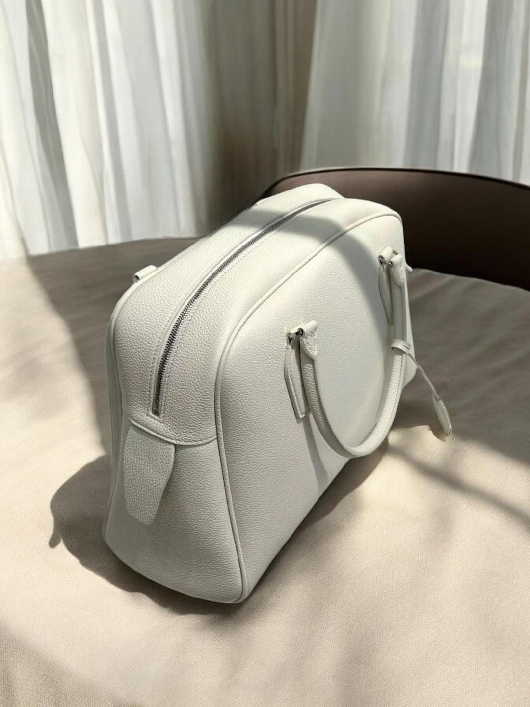 Genuine Leather India 12 Top Handle Bag, Classic Row Minimal