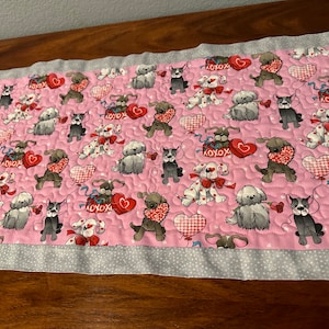 Table Runner Valentine's Day Puppy Dogs