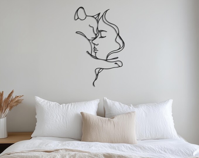 Romantic Couple Metal Wall Art, Minimalist Love-Themed Wall Decor, Perfect Gift for Valentine's Day, Wedding, or Anniversaries, Couple Gift
