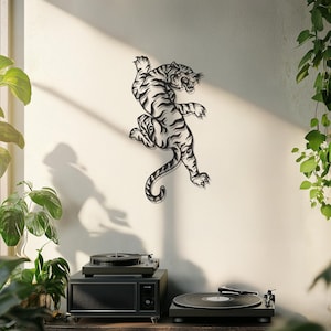 Tiger Metal Wall Art, Large Wall Art, Wildlife Decor, Modern Animal Wall Hanging, Jungle Theme Home Accent, Fierce Metal Tiger Artwork
