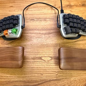 Palm Rest Tenting Kit for Split Keyboards / Mouse