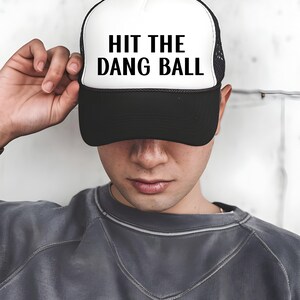 Gorra de camionero "Golpea la maldita pelota", gorra "Golpea la maldita pelota", gorra de mamá deportiva, gorra de papá deportivo, gorra de papá de béisbol, gorra de mamá de béisbol, gorra de mamá de sóftbol imagen 4