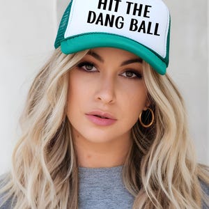 Gorra de camionero "Golpea la maldita pelota", gorra "Golpea la maldita pelota", gorra de mamá deportiva, gorra de papá deportivo, gorra de papá de béisbol, gorra de mamá de béisbol, gorra de mamá de sóftbol imagen 6