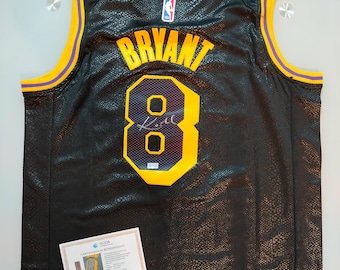 Kobe Bryant ondertekende Los Angeles Laets #8 Black Jersey Black Mamba-handtekening met COA