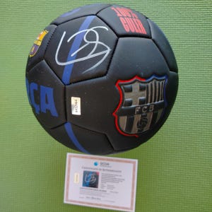 バルセロナ直筆サインボール ラミン・ヤマル直筆サイン入りバルセロナFCサッカーボール（COA付き
