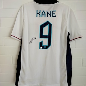 Harry Kane #9, gesigneerd voetbalshirt/shirt van het Engelse elftal 2024-25 GCOA